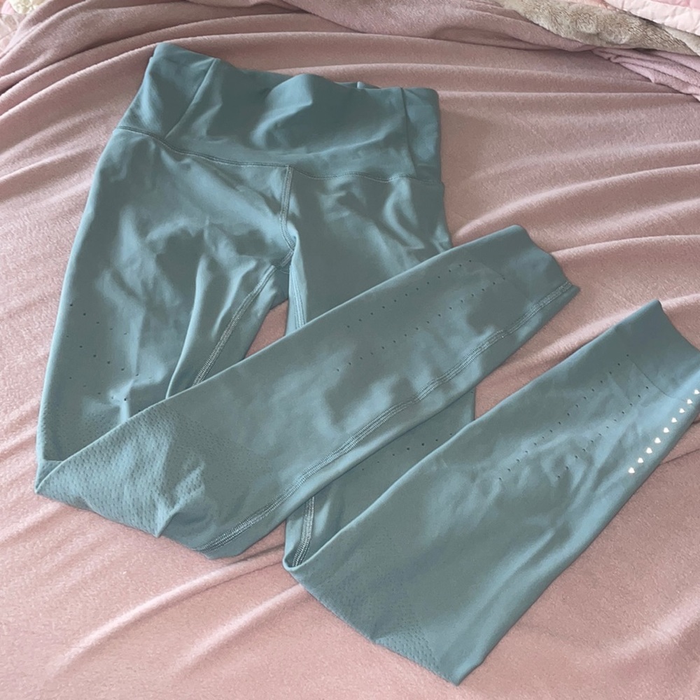 Blue lululemon leggings size 4